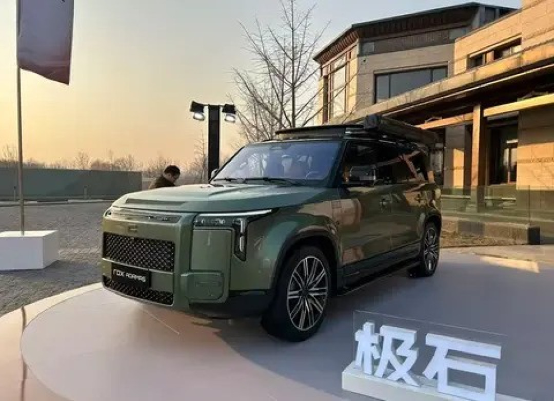 极石ADAMAS上市首月订单破2000,硬派设计+豪华配置抢占中大型SUV市场