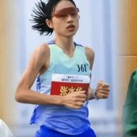 参赛送自加热羽绒服！张水华风波后复出，李美珍现身东极马拉松