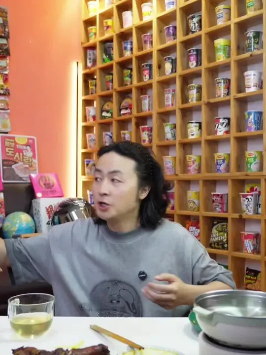 泡面先生推荐的荞麦面来啦！可以泡的荞麦面！减脂利器！！#泡面先生#荞麦面