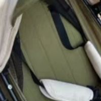 双向推行设计的婴儿推车