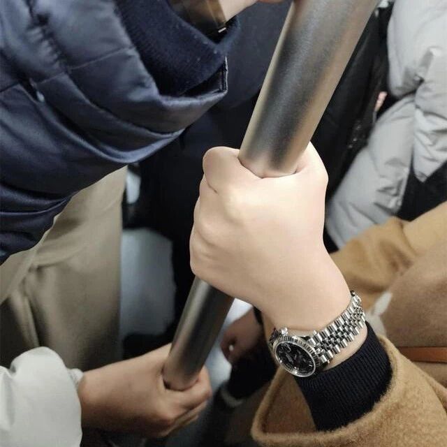 中年男人:手表“买精不买杂”,这4个中产品牌比劳力士更有腔调