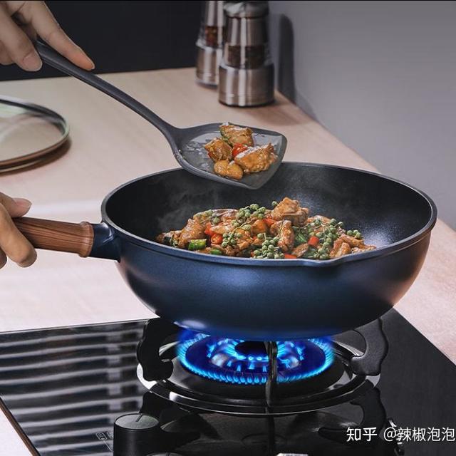 2025年不粘锅选购推荐，款式多样，性价比高，总有一款不粘锅适合你，买不粘锅看这一篇就够了