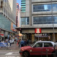 2025年的香港HK街头印象跟十年前一样又不一样