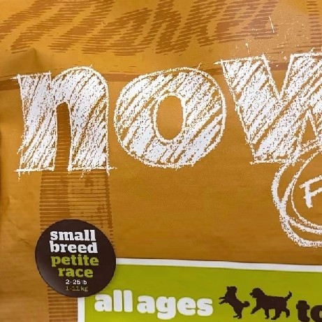 now FRESH无谷狗粮改善法斗健康