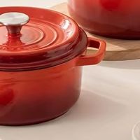 颜值党狂喜！摩登主妇珐琅锅，把厨房变成生活美学现场