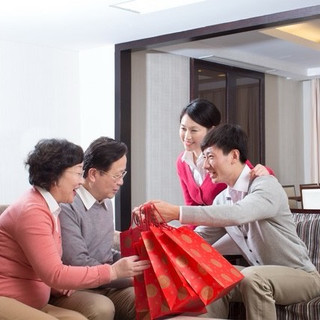 双旦健康送礼避雷指南！这3类狂踩坑，聪明人都买这5样