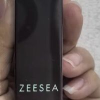 双旦美力全开：轻慕唇釉显白持久