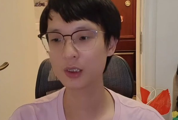 想买大疆，浩瀚，手机云台稳定器？听我喷下一篇帮你选择买不买，内容长但是干大疆om7p 大疆osmo 浩瀚v3稳定器手机稳定器手机云台