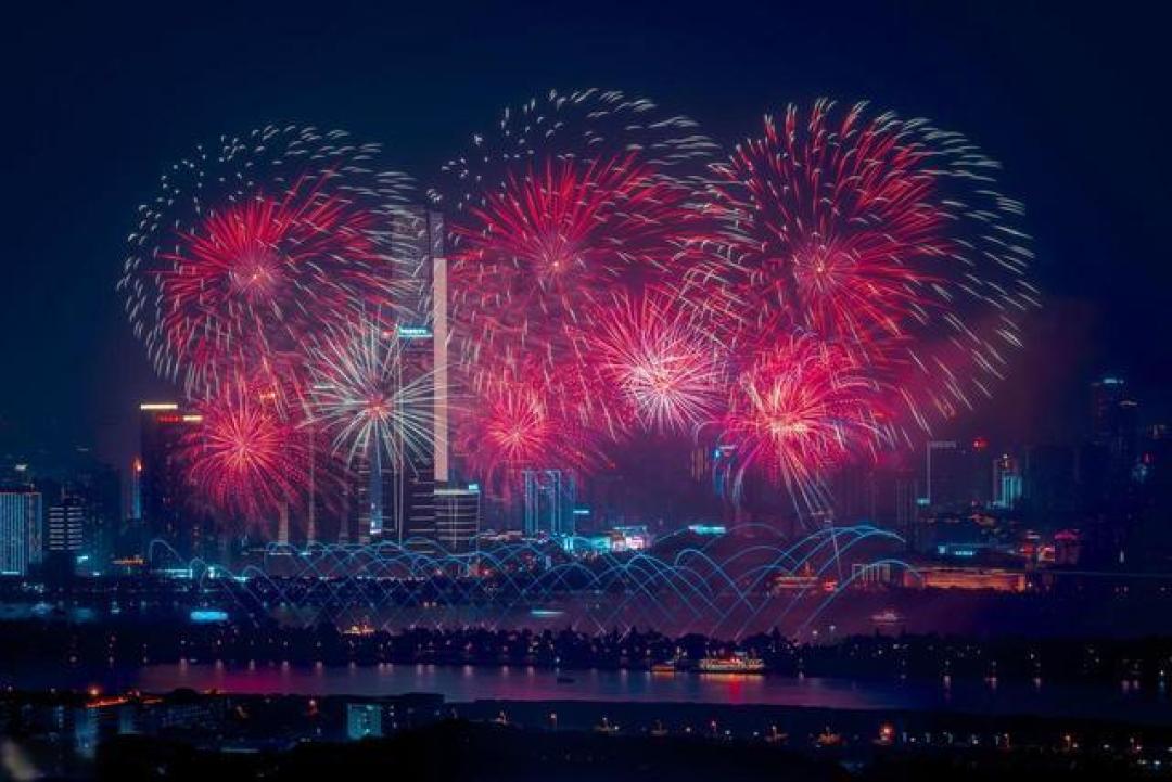 广州跨年全攻略：从地标倒数到山顶日出，N种玩法仪式感拉满