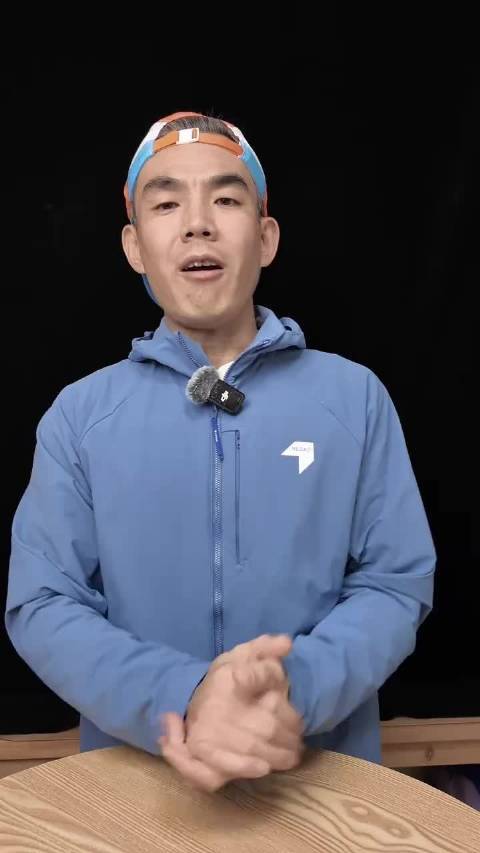 #户外运动##微博兴趣创作计划##全民运动flag大会##微博超有用视频大赛#  2025年度越野跑鞋盘点来啦！个人私藏的7款宝藏越野跑鞋，总有一款戳中你（仅供参考）👇✅最佳碳板竞速：FUGA EX 