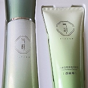 双旦暖心分享｜百雀羚气韵护肤礼盒，补水保湿的国货宝藏