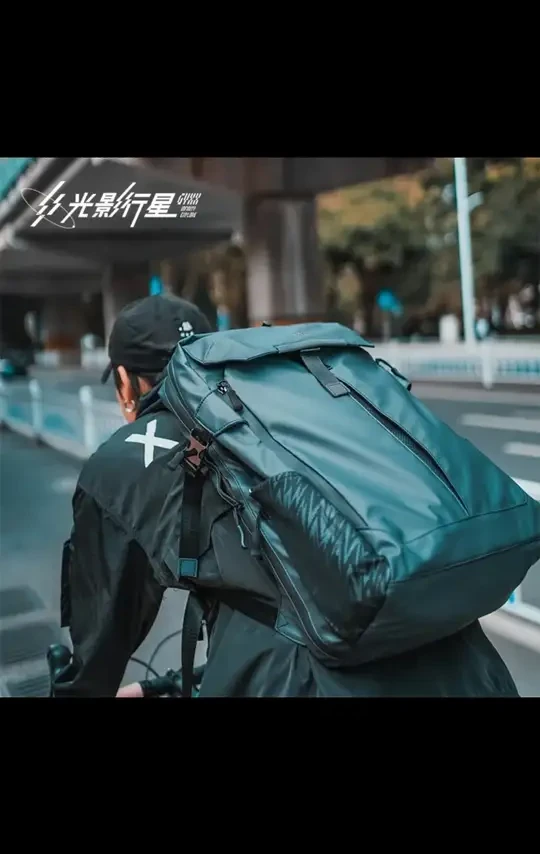 背包男双肩包书包电脑包旅行大容量篮球头盔包#背包 #书包 #双肩包 #电脑包 #篮球包