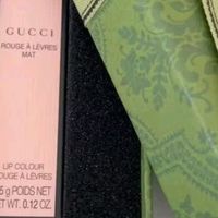 古驰倾色绒雾唇膏礼盒217瓦莱丽娅玫瑰：奢感与实用的完美融合