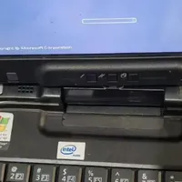 当年的万元级“上网本”，如今二手199块，采用旋转式触摸屏