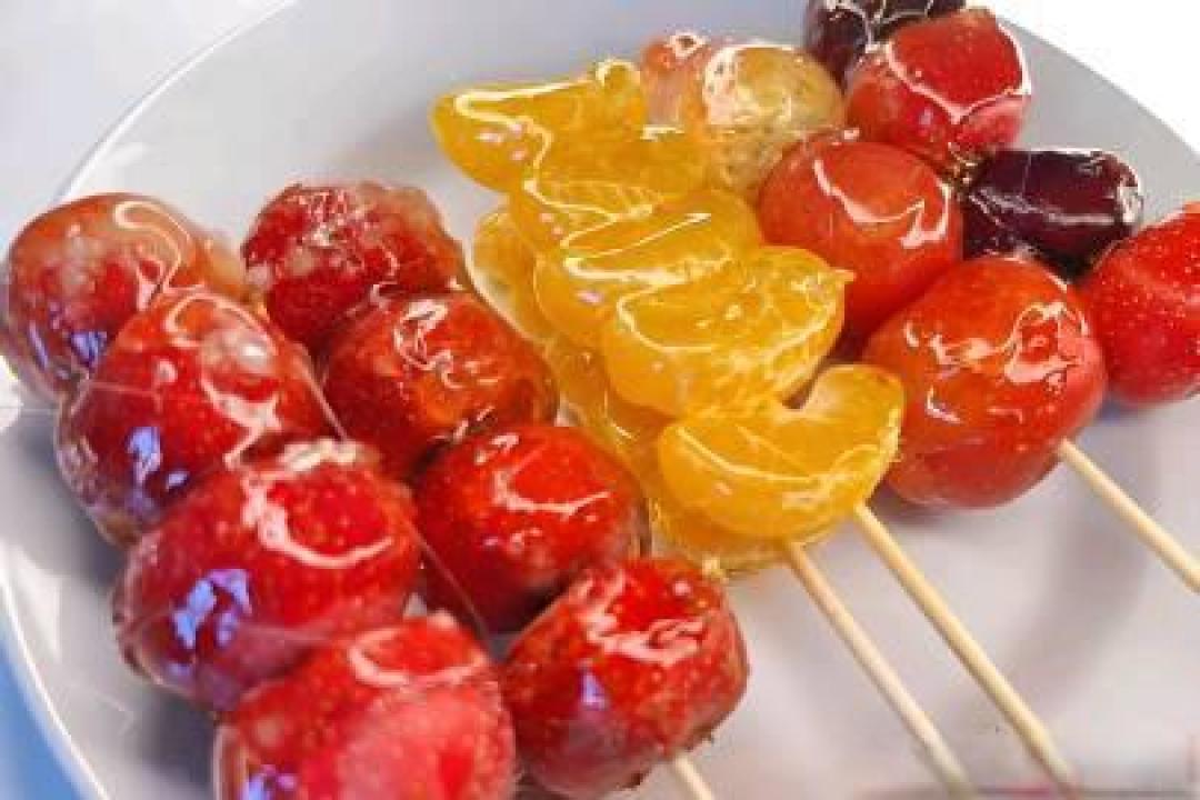 一串冰糖葫芦,如何从童年回忆“卷”成百元“消费刺客”?