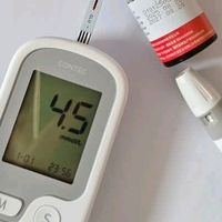 康泰CMS10E血糖仪：居家健康监测