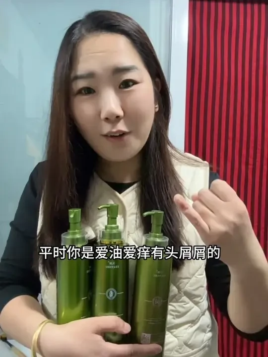 这个洗护套装真的巨好用，控油止痒去屑绝了，洗完香 顺 滑 蓬松，养发护发三瓶69.9米，不要错过#记录真实生活 #洗护套装 #洗发水#养发护发