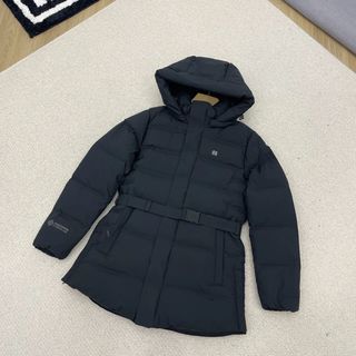 波司登极寒战袍：冬季旅行必备还是营销噱头？1000+用户观点大碰撞