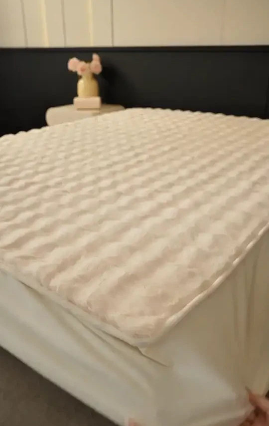 冬季保暖床笠加绒加厚牛奶绒床垫保护罩床褥床单被套床罩四季通用#加绒保暖 #床笠 #加厚加绒