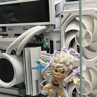 微星神龙RTX 5070 Ti显卡纯白改造