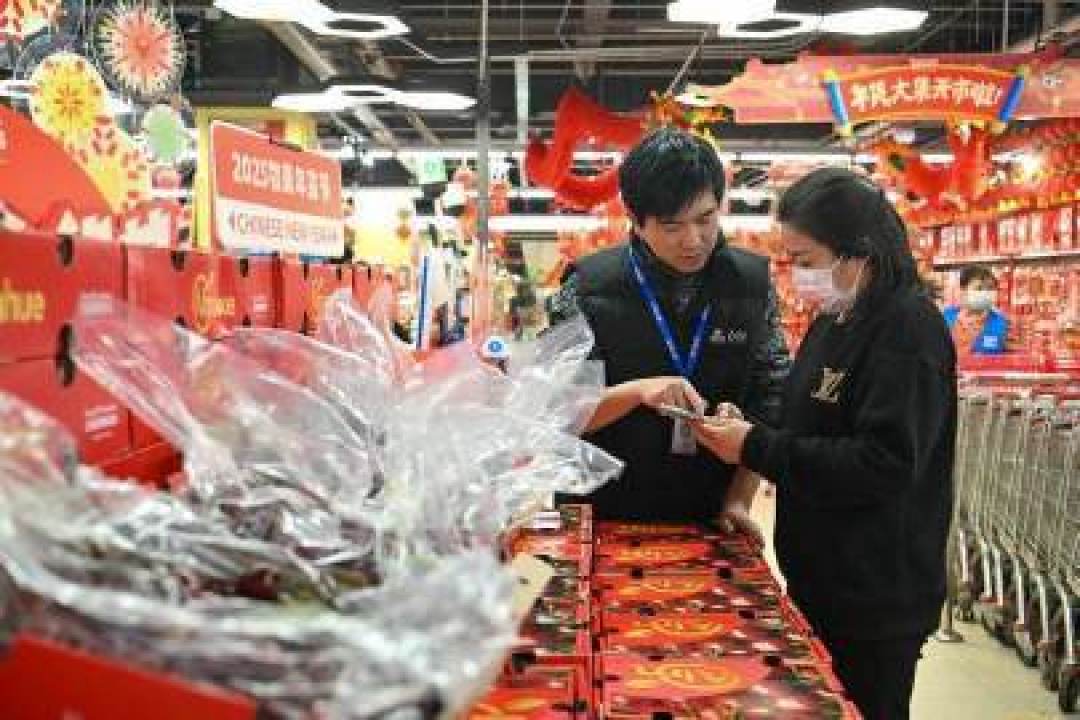 揭秘比地铁还勤的车厘子快线：价格“跳水”的秘密就在这
