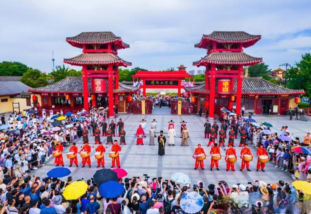 清明上河园:一秒入画,穿越大宋当主角,欢乐值拉满!