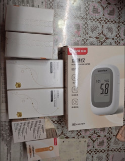 双旦暖心分享｜送礼送健康，鱼跃血糖仪太戳心！