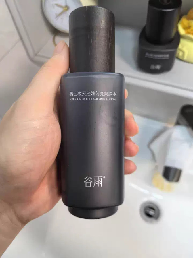 谷雨男士爽肤水/化妆水