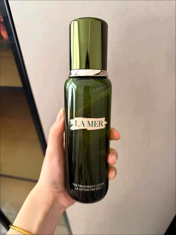 爽肤水