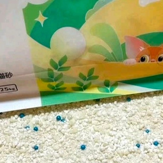 双旦囤砂幸福感拉满，名创优品木薯猫砂太懂铲屎官