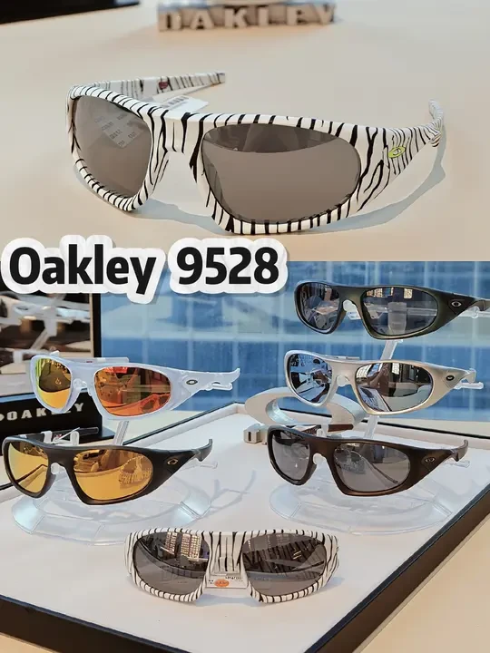开箱2026！OAKLEY 9528时尚与性能双镜革命
