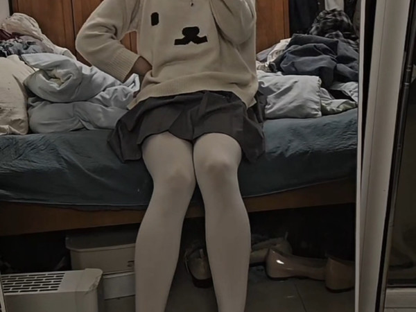 所以说，踩脚袜到底是什么人在喜欢