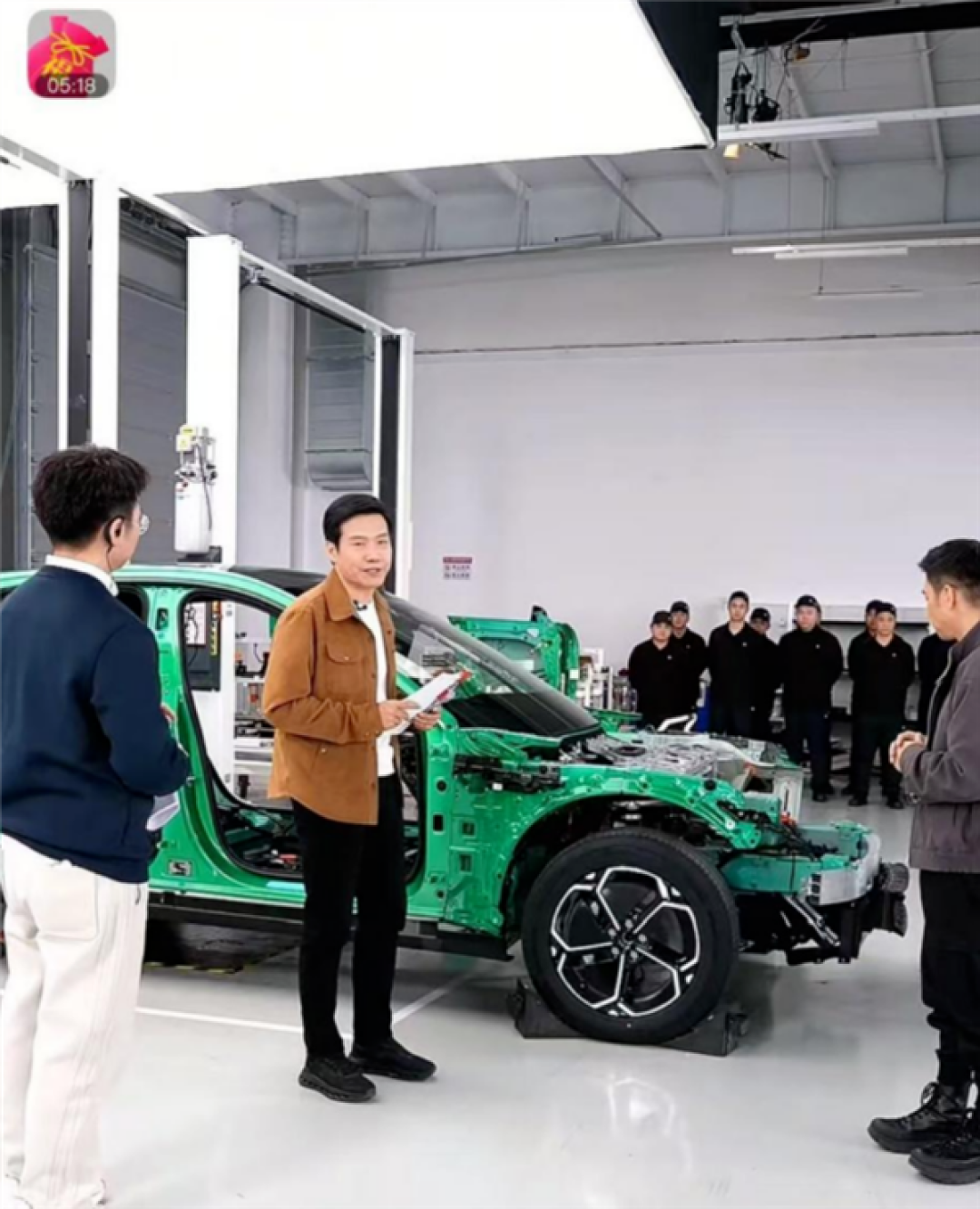 胡锡进谈雷军拆车直播:回归本源 回归专业