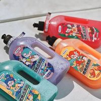 你的地板清洁片用错了！直接扔水里，拖完反而更粘灰！