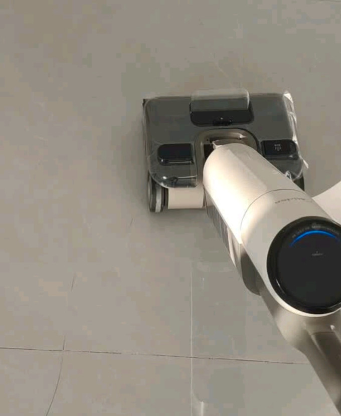 美的无线洗地机