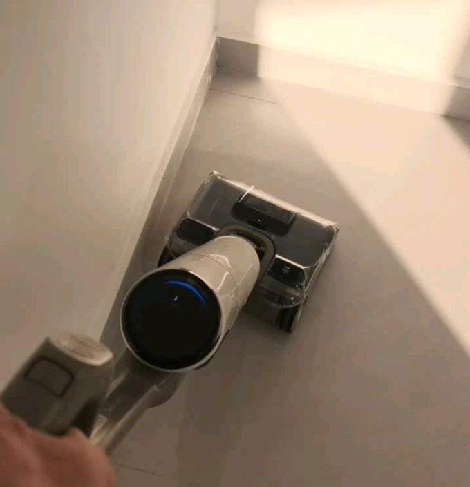 美的无线洗地机