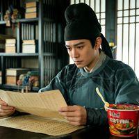 康师傅辣味联名《唐朝诡事录》：文化营销创新还是纯属噱头？全网观点大碰撞