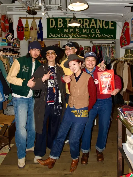 和老朋友们相聚 在Corner Vintage