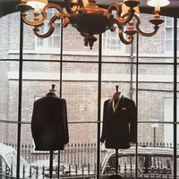 GUCCI特别定制西服 vs 普通黑色西服？127位用户真实体验告诉你答案