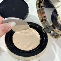 国货底妆是'油皮亲妈'还是'干皮救星'？全网用户真实评价大PK