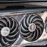 从3080Ti换到ROG 5070Ti，机箱空了但快乐满了！