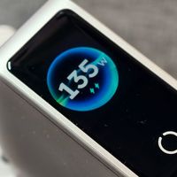 拥有一大堆充电器的我，为啥还要选择160W的绿联充电头？