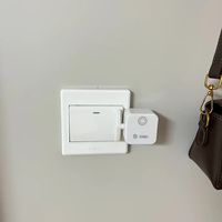 米豆手指机器人 手机远程关灯+控电梯，科技感拉满的居家神器✨