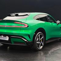 小米YU7用料缩水了吗？全网拆解观点大PK