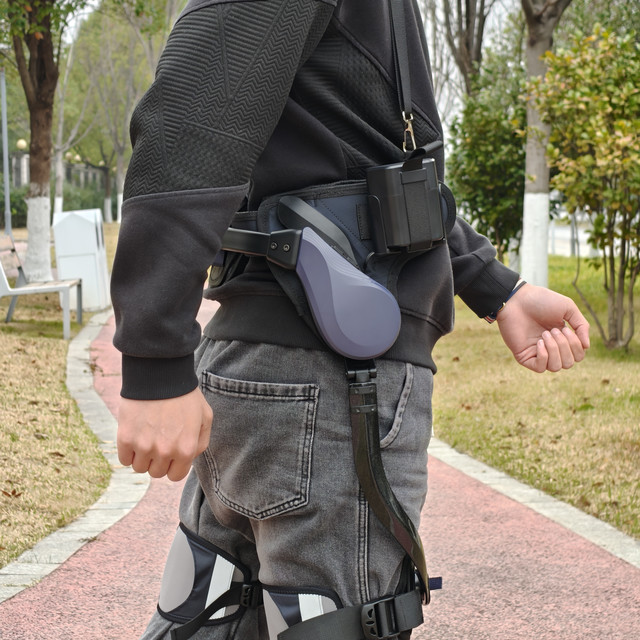 为父母的每一步赋能：外骨骼，如何让家的团圆饭不再匆匆结束？