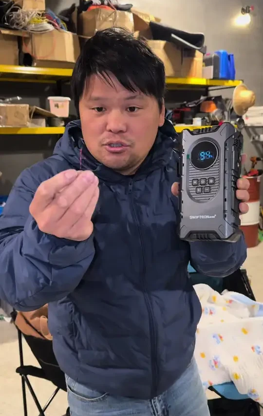 新能源汽车必备充气搭电一体启动宝！好东西#启动宝 #充气宝 #搭电宝