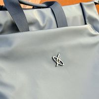 通勤党刚需：光影行星「极星双肩包」把颜值和实用焊死了