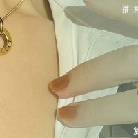 发布高级珠宝系列“和美东方”，牛马吊坠引争议｜周大福本周大事