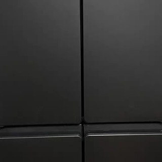 厨房设计核心：超薄嵌入式冰箱
