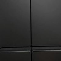 厨房设计核心：超薄嵌入式冰箱